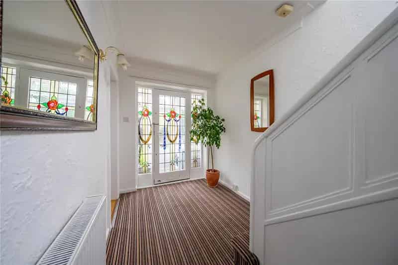 3 Bed Semi Detached House Near Roundhay Park