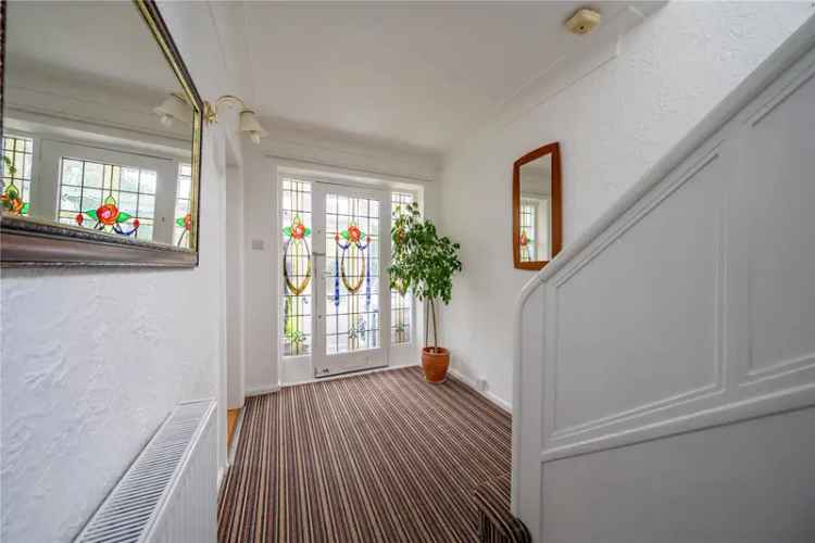 3 Bed Semi Detached House Near Roundhay Park