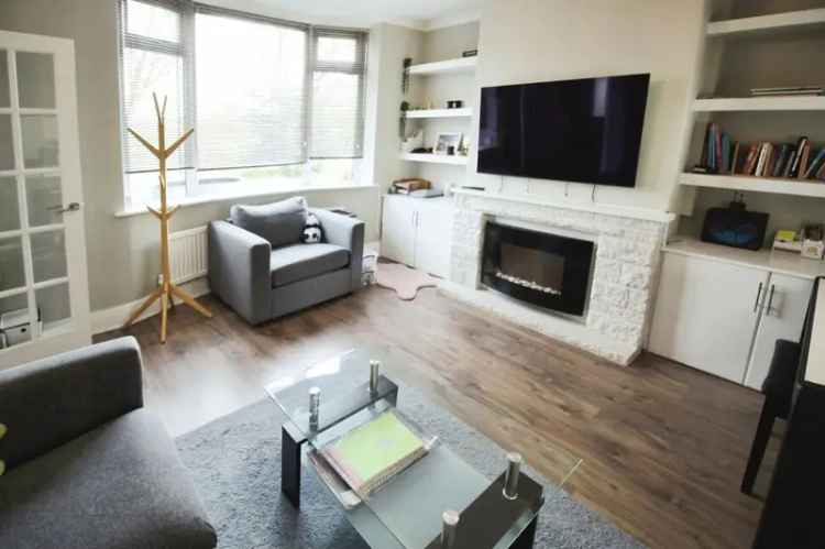 3 Bedroom Semi Detached House Sheffield S8