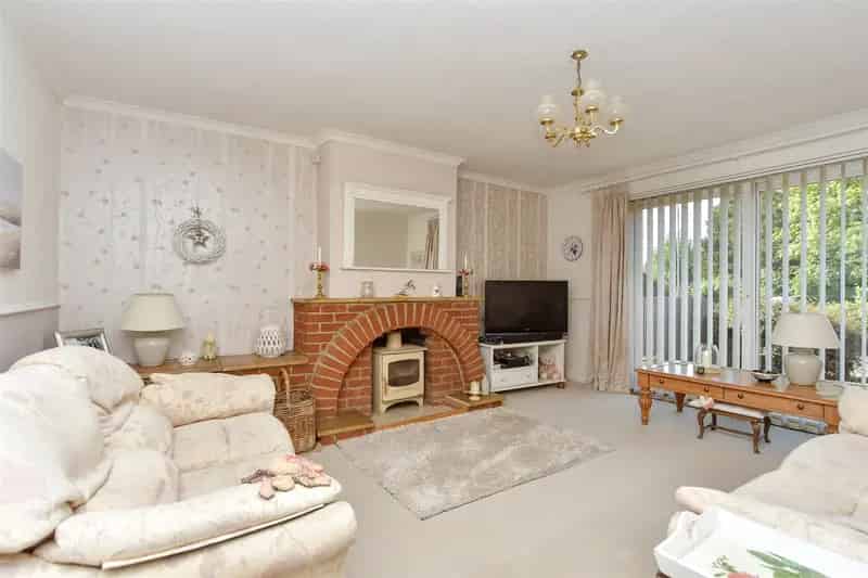 4 Bedroom Chalet Bungalow for Sale