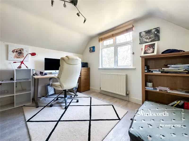 4 Bedroom House in Ferndown Near Town Centre