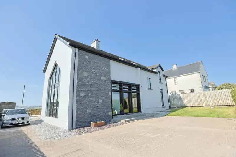 4 Bed Unique Family Home Open Fire Underfloor Heating Modern Kitchen