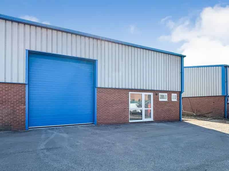 Modern Industrial Unit For Lease 237 sq m Quarry Hill Ilkeston