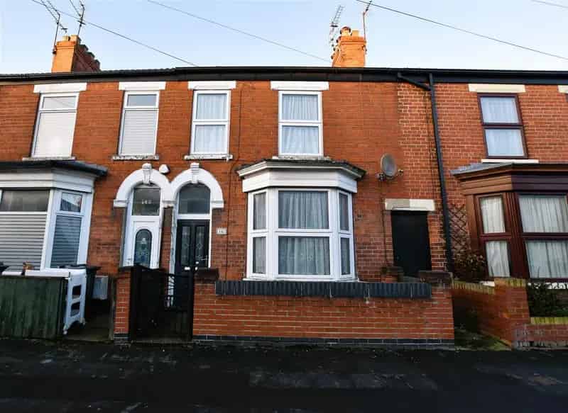 3 Bedroom Terraced House to Rent
