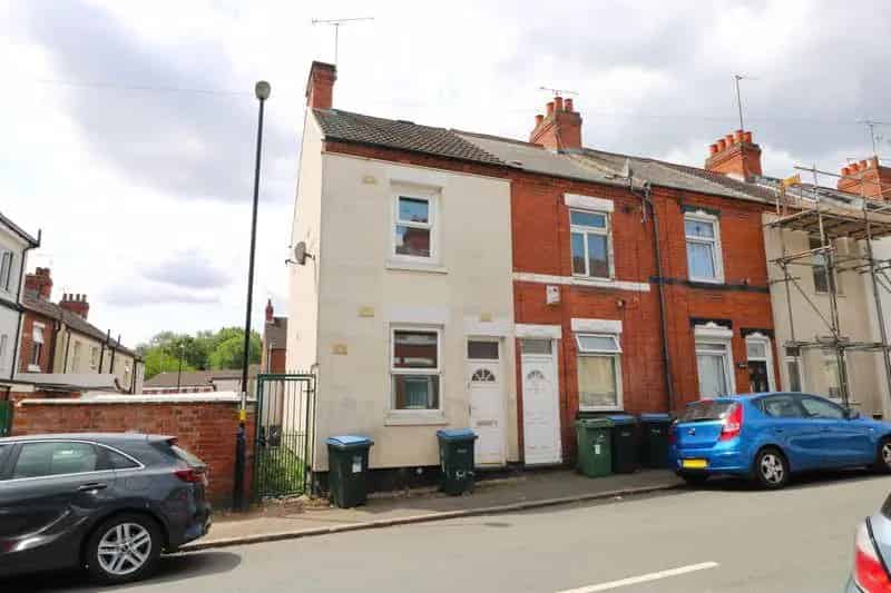 2 Bedroom Terraced House for Sale at Auction