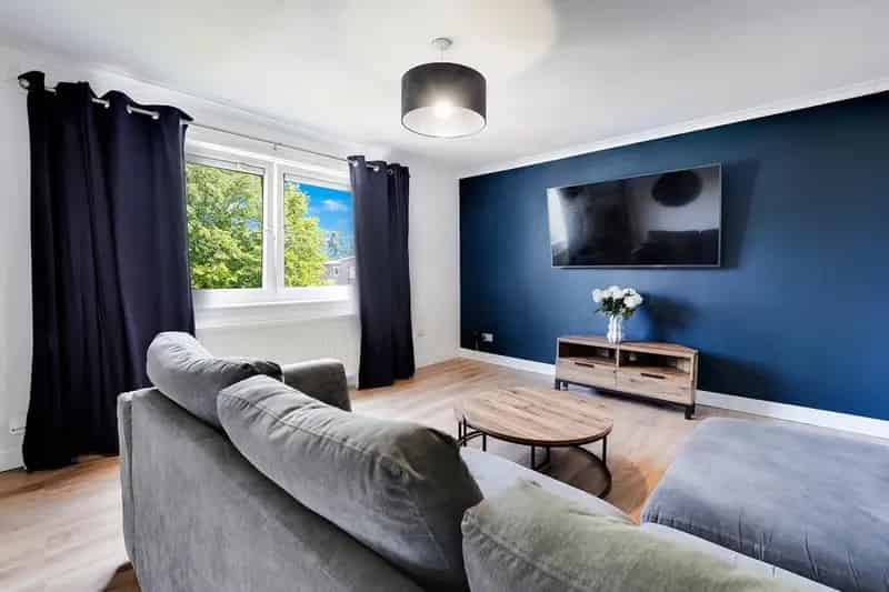 2 bedroom flat for sale