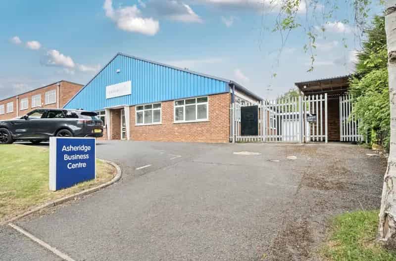 Industrial Storage Unit For Sale or Lease