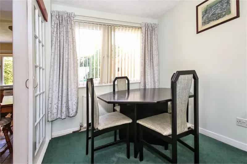 3 Bed Semi Detached House with Garage Near Dunfermline