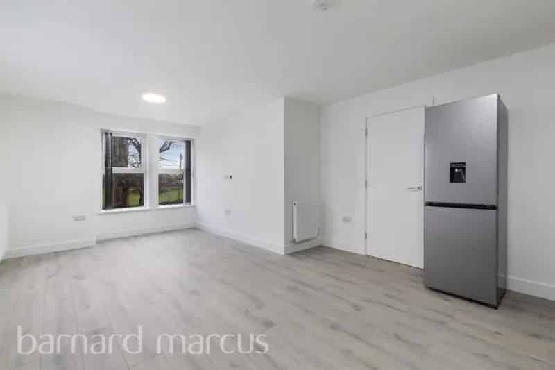 New Build Development in Banstead Village Two Double Bedrooms