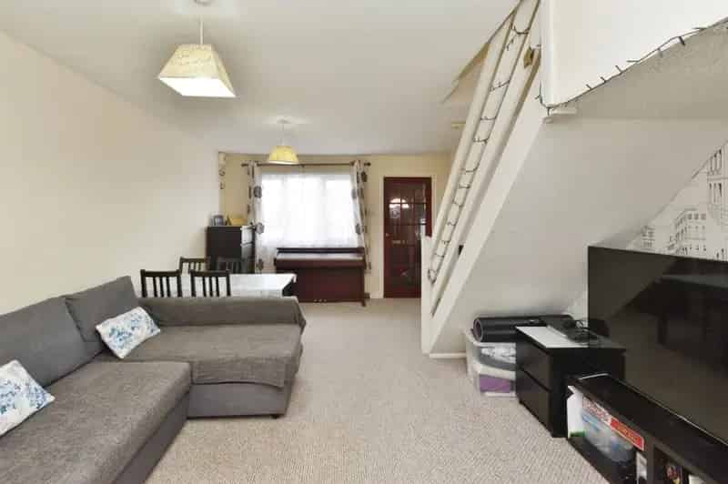 Two Bedroom Semi Detached House Two Mile Ash Milton Keynes