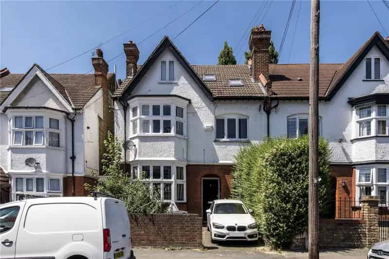 2 Bedroom Flat Streatham Hill London