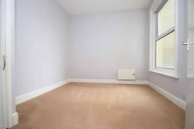 2 Bedroom Flat to Rent Southsea Hampshire PO5