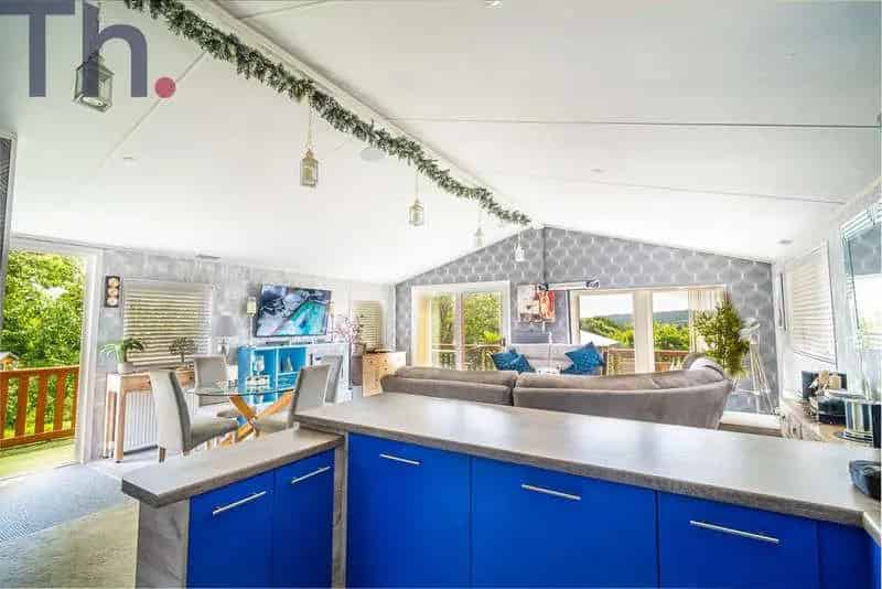2 Bed Countryside Lodge near Ryde