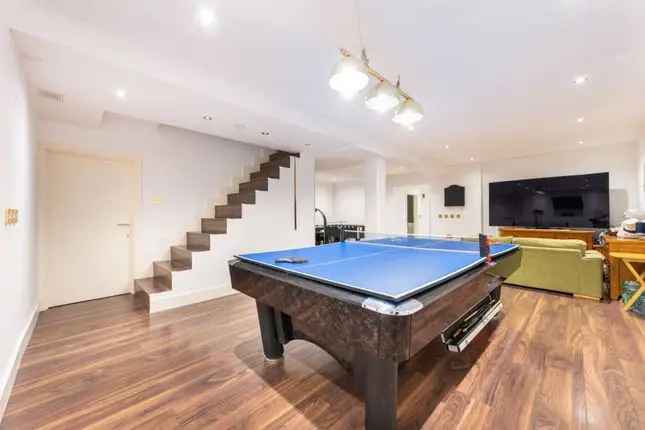 Semi-detached house to rent in Dollis Hill Lane, Gladstone Park, London NW2