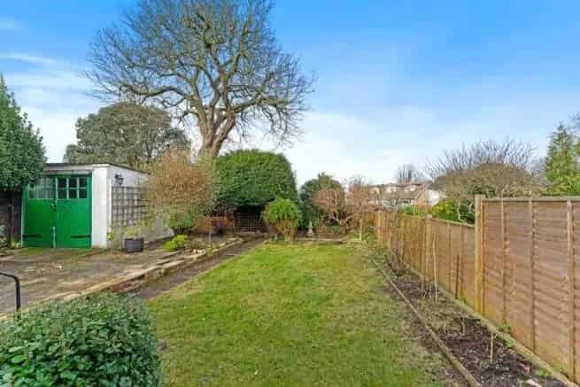 3 Bedroom Bungalow for Sale Carshalton Beeches
