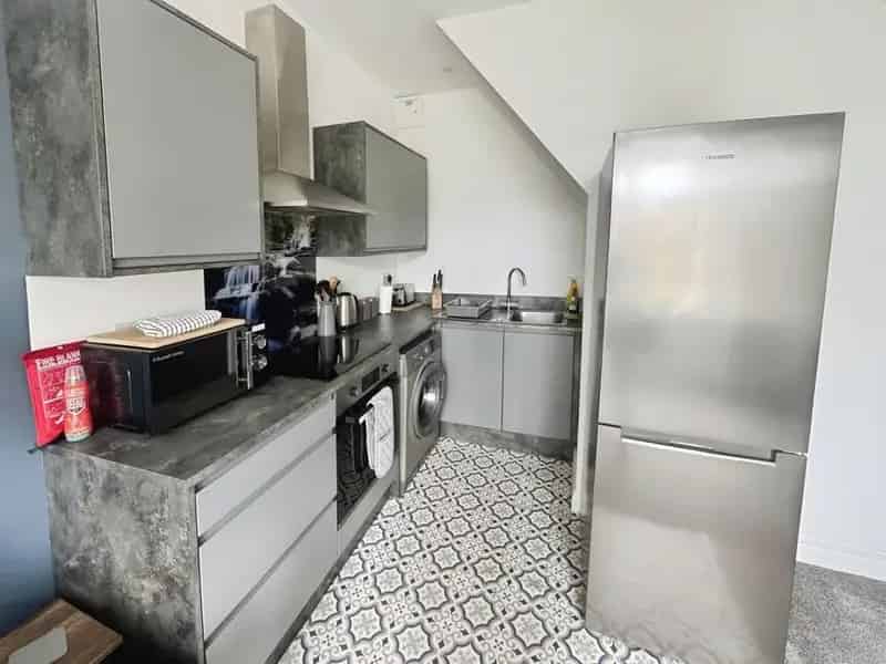 2 Bedroom Flat for Sale Mytholmroyd West Yorkshire