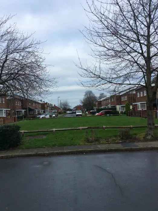 1 Bed Flat Kirkby Park
