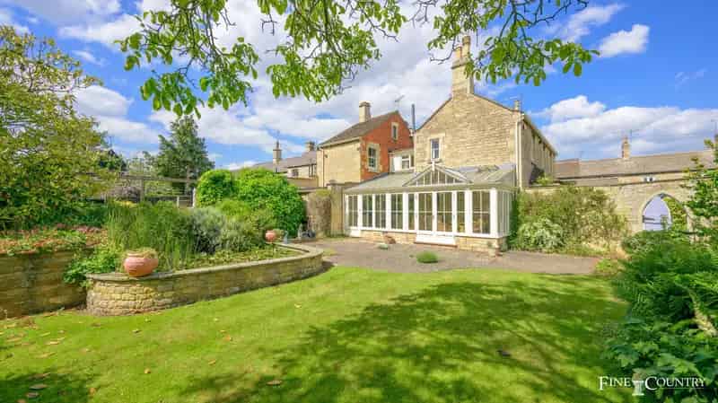 Grade II Listed 4-Bedroom House with Planning Permission Ketton Rutland