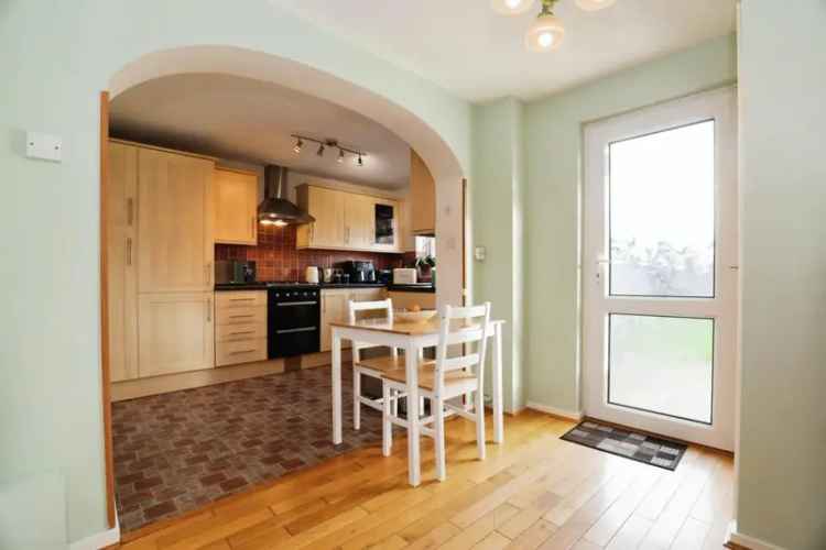 4 Bedroom Detached House For Sale in Woodthorpe