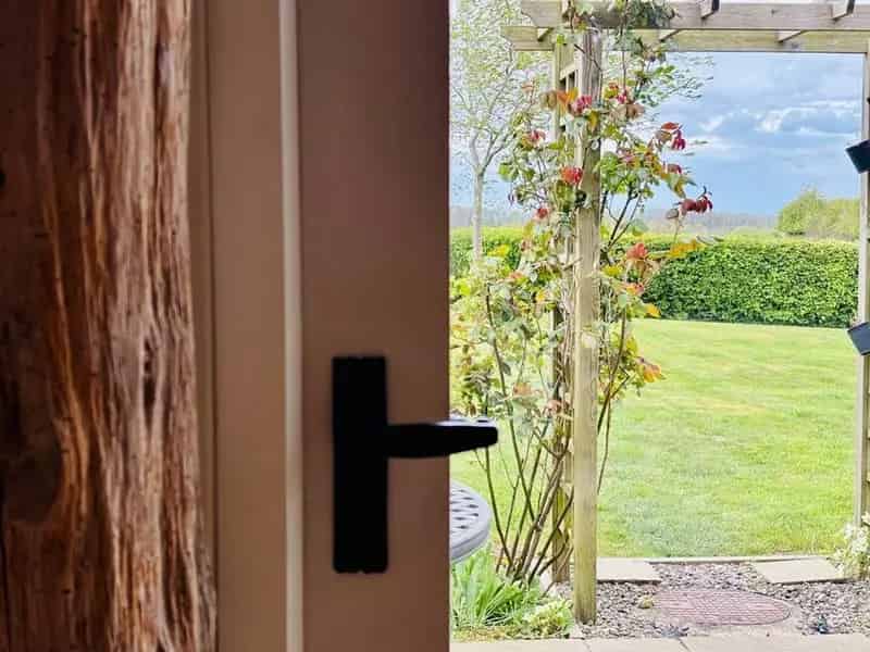 3 Bedroom Detached House for Sale Church Lench Worcestershire