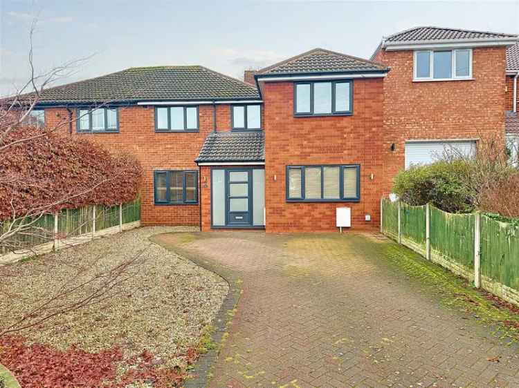 4 bedroom semi-detached house for sale