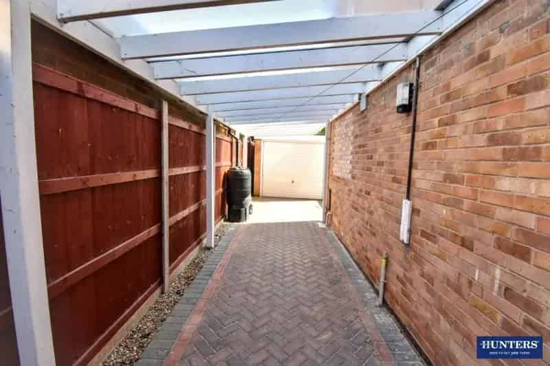 3 Bed Semi-Detached House for Sale in Wigston Meadows