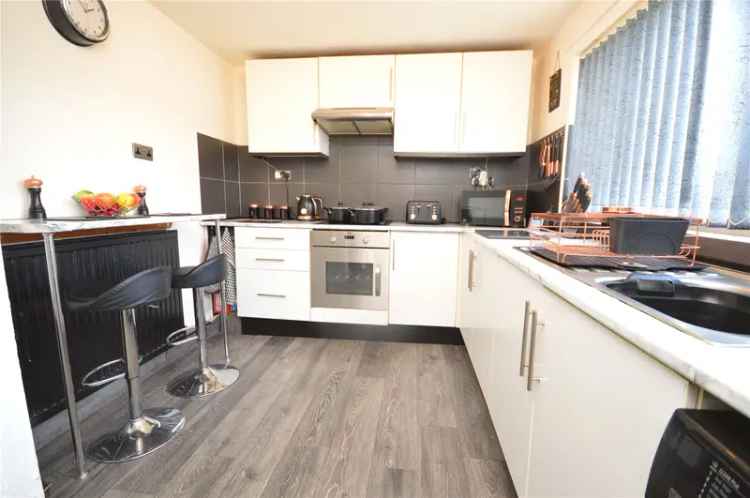 Apartment For Sale in Leeds, England