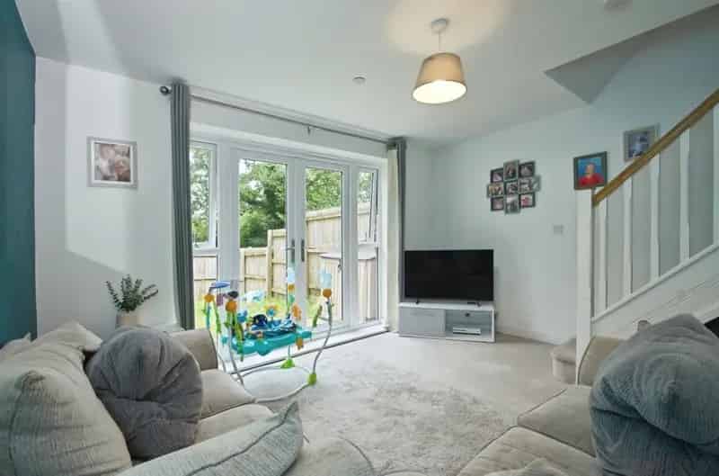 2 Bedroom Semi Detached House Morgans Meadow