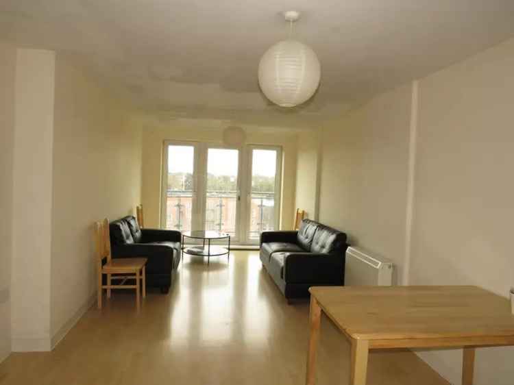 2 Bedroom Flat for Sale - 7th Floor Apartment with Balcony