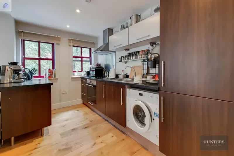 2 Bedroom Flat to Let in Shoreditch