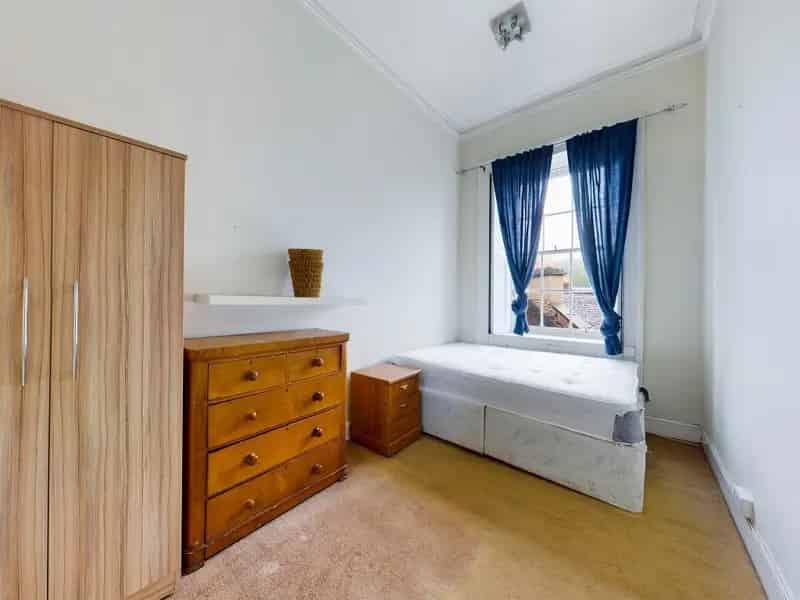 3 Bedroom Flat to Rent for Students