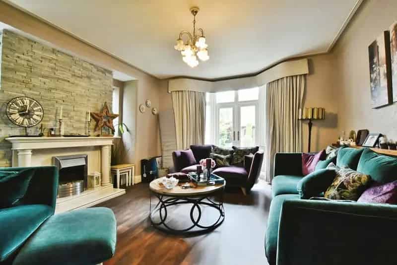 4 Bedroom Detached House for Sale in Sale Greater Manchester