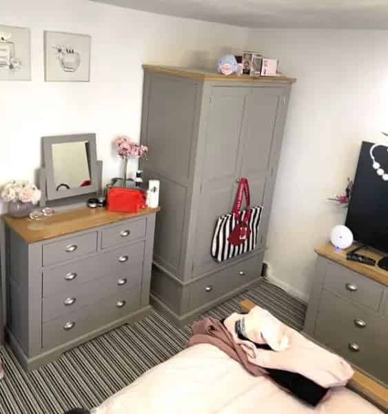 Disabled Accessible Property New Kitchen Wetroom Stairlift Large Garden