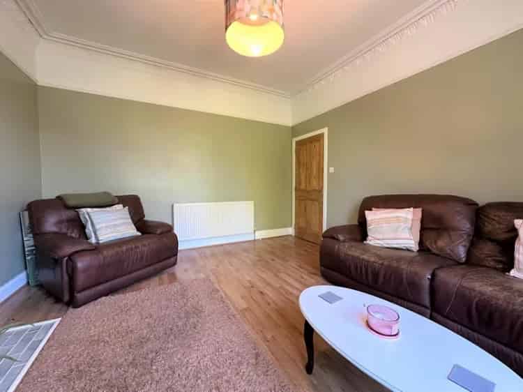 1 Bedroom Flat to Rent Furnished Double Glazing Gas Central Heating