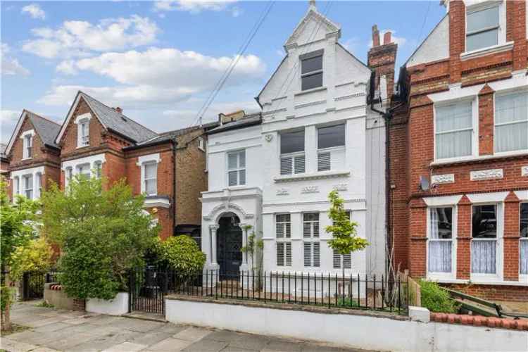 3 Bedroom Grade II Listed Georgian House Kennington