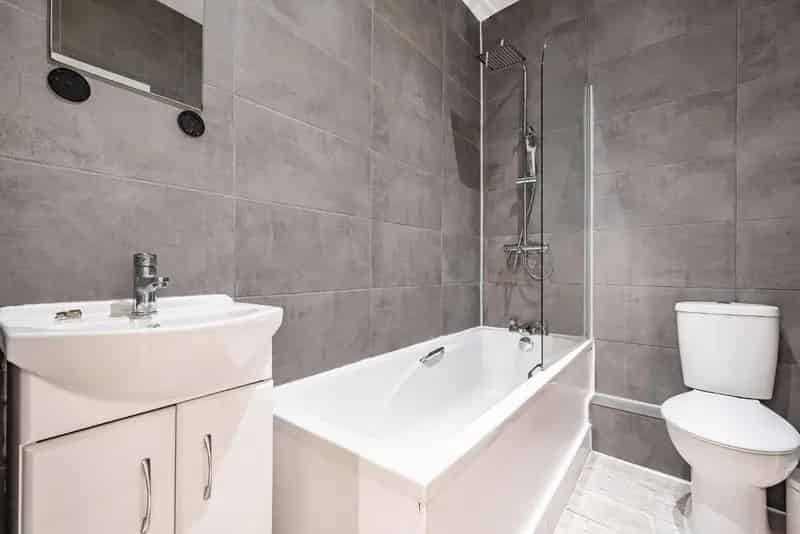 Flat For Sale , London, England