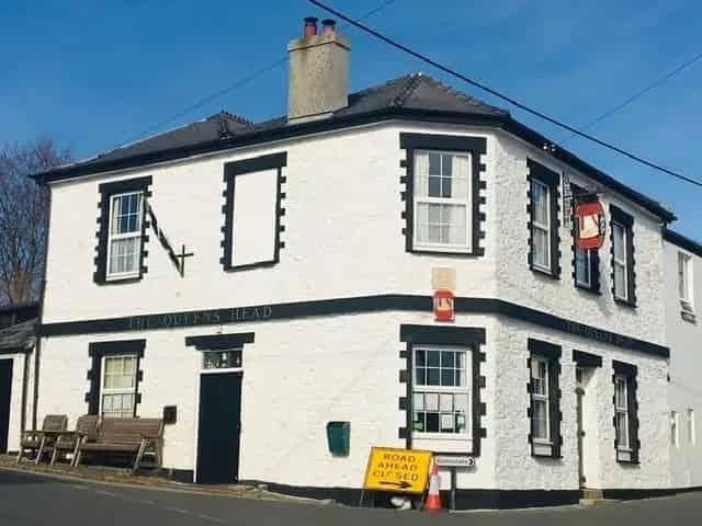 Cornwall Country Pub 4 Bedroom Free House