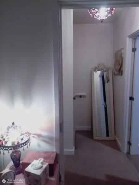 2 Bed Semi-Detached House Near M5 and Beach