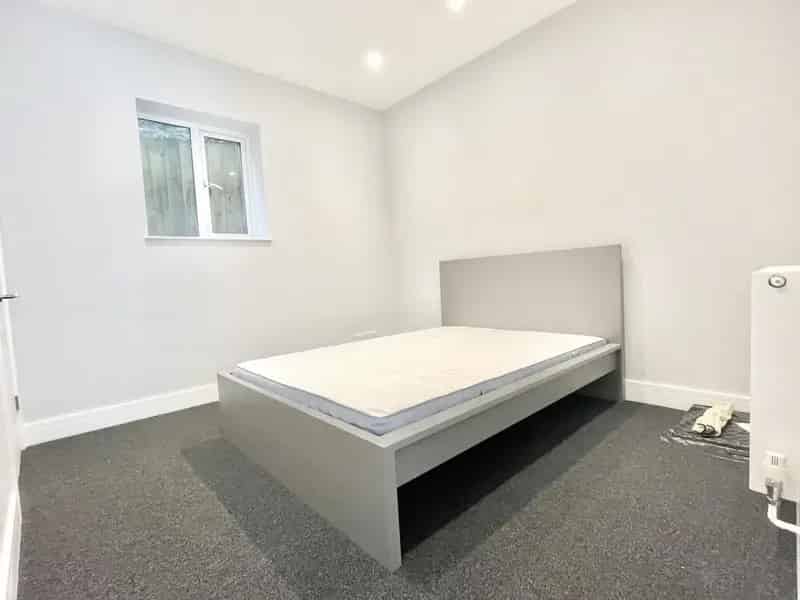 1 Bedroom Apartment High Specification