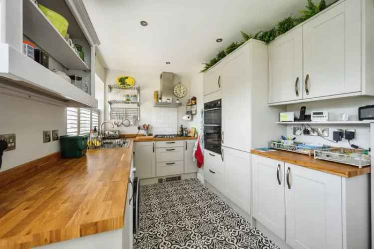 Refurbished 2-Bedroom Detached Bungalow with Garden Room and Garage