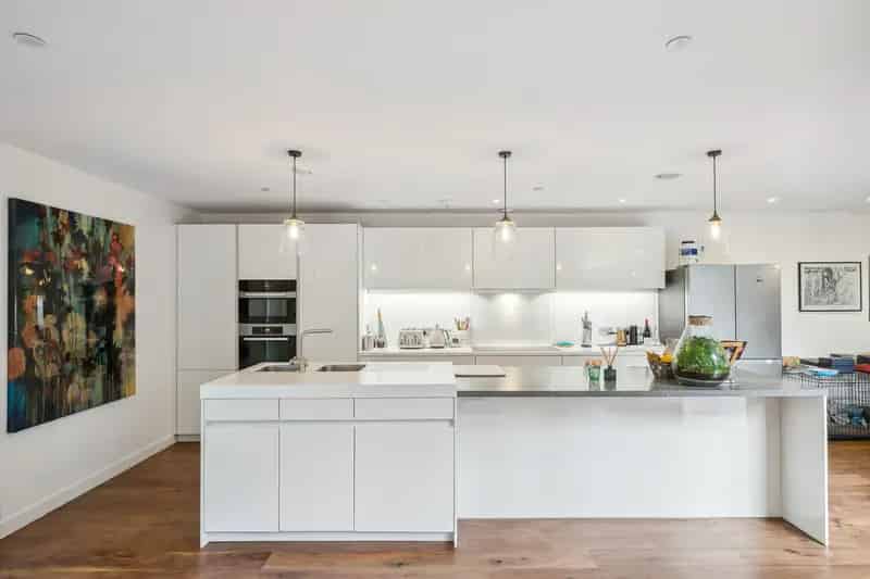 5 Bedroom Detached House for Sale Near Hammersmith Bridge