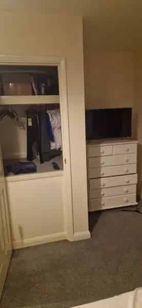 Semi Detached House Large Bedroom Driveway Parking