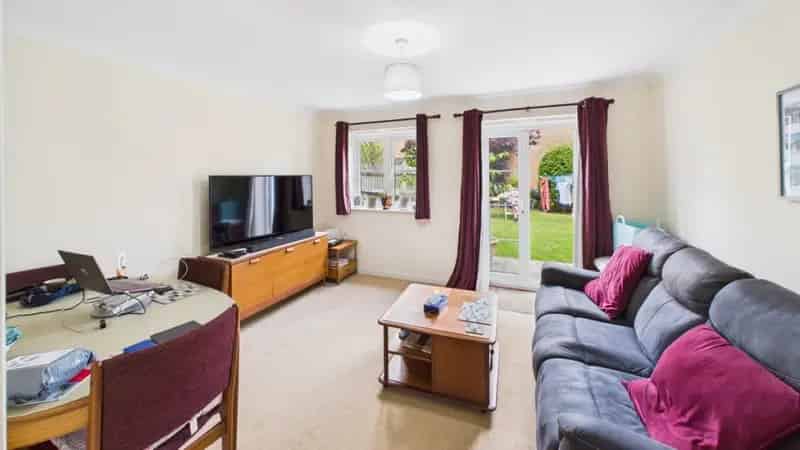 2 Bedroom End Terrace House for Sale Near A14