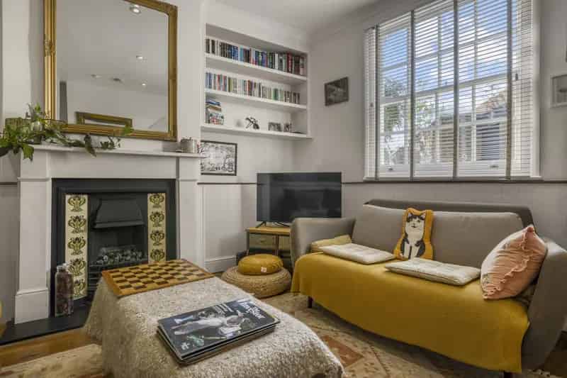 End of Terrace House for sale with 2 bedrooms, Nelson Place, Islington