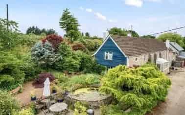 Fawnsmoor Farmhouse: Substantial Period Home with Annexe Potential
