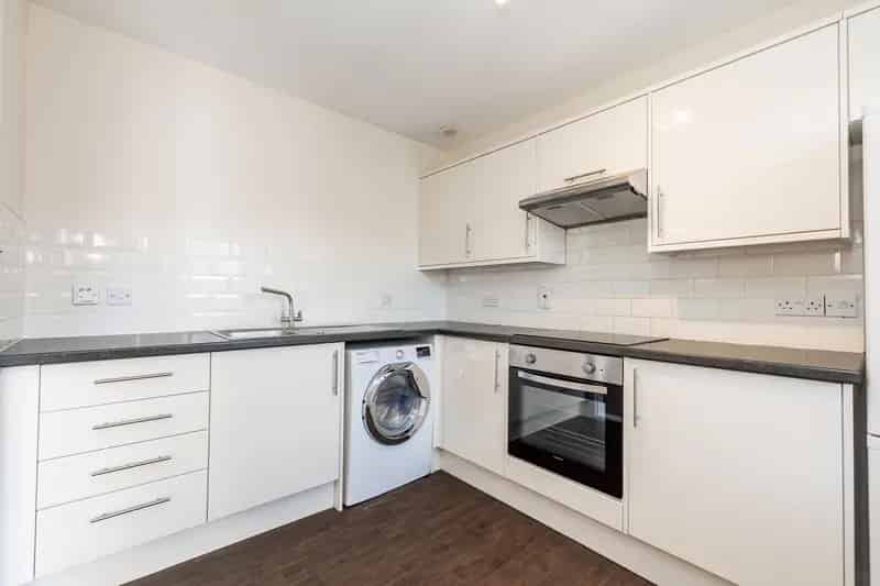 Modern 2-Bedroom Flat City Centre