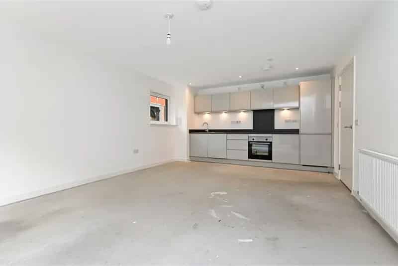 2 Bed Flat Ground Floor Edinburgh The Engine Yard