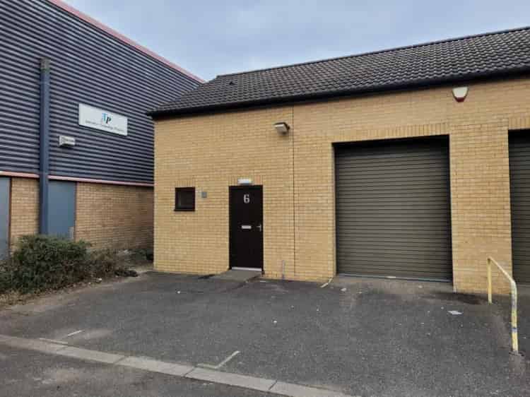Industrial Workshop Unit with Mezzanine - Somersham Road