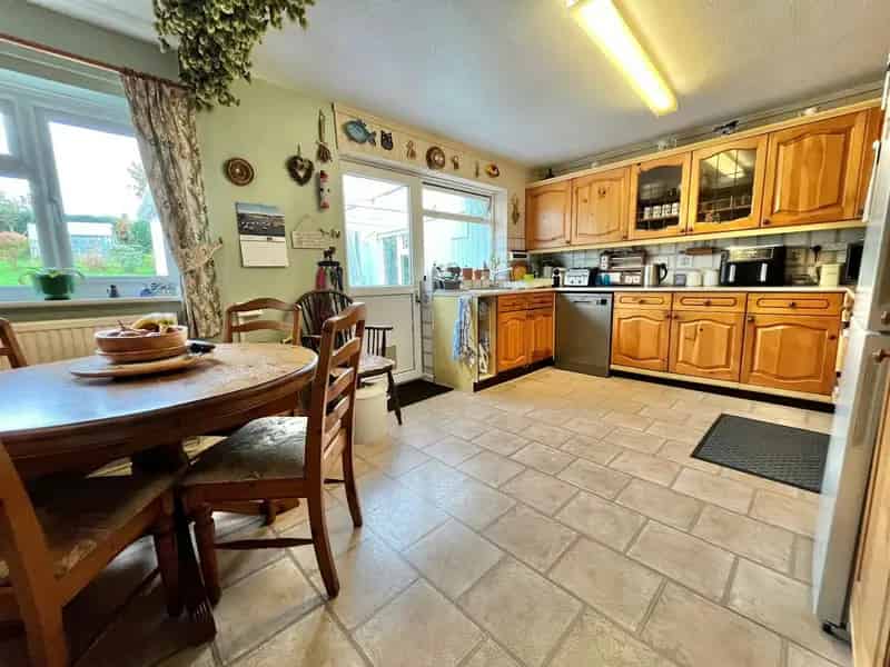 Three Bedroom Detached Bungalow with Stunning River Tamar Views