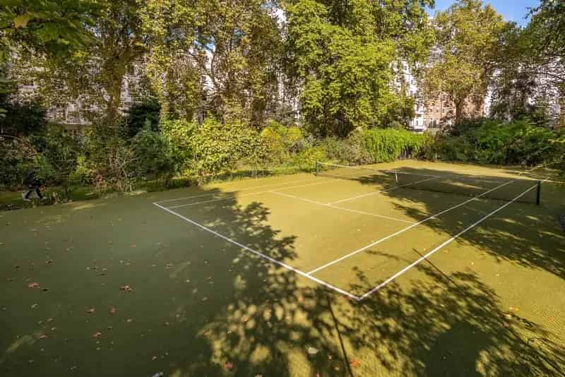 5 Bedroom Maisonette to Rent - Premium Garden Square Location